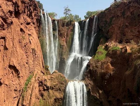 Privé luxevoertuig voor de Ouzoud Watervallen tour vanuit Marrakech